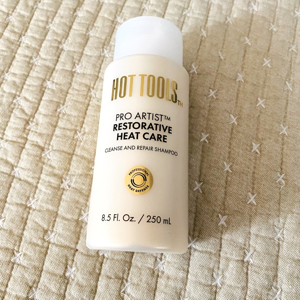 Hot Tools Pro Artist Restorative Heat Care Cleanse & Repair Shampoo, 8.5oz 250ml